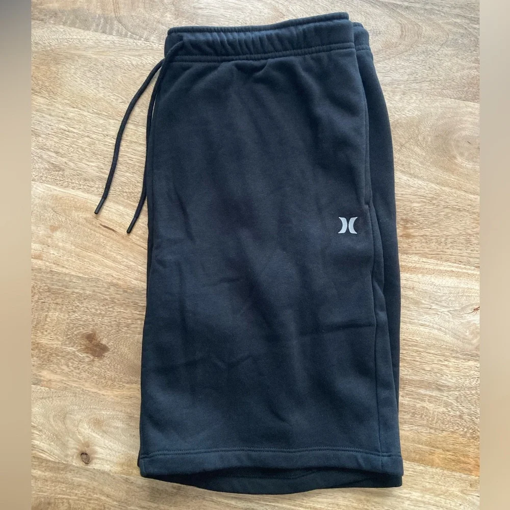 NWT Hurley fleece shorts size XL in black
